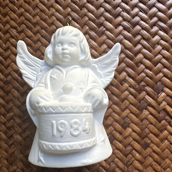 Vintage 1984‎ Ninth Edition Angel Bell Annual Christmas Ornament w/Box by Goebel - Picture 2 of 11